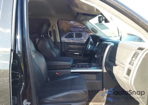 2015 Ram 1500 Laramie из США, поврежденный, VIN 1C6RR7NM6FS563852